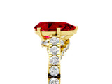 Yellow gold Pear Cut Diamond Solitaire Ring with Pavé Band and Prong Setting_5