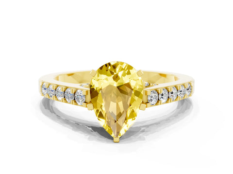 Yellow gold Pear Cut Diamond Solitaire Ring with Pavé Band and Prong Setting