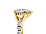 Yellow gold Pear Cut Diamond Solitaire Ring with Round  Pavé Band and Four-Prong Setting_48