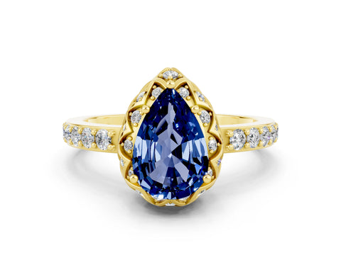 Yellow gold Pear Cut Diamond Solitaire Ring with Shared Prong Pavé Band