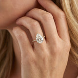 Yellow gold Pear Cut Diamond Solitaire Ring with Six-Prong Setting and Classic Band_16