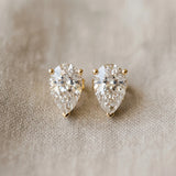 Yellow gold Pear Cut Diamond Stud Earrings_114