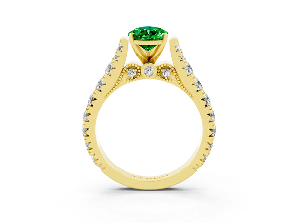 Yellow gold Pear Cut Emerald Classic Solitaire Ring with Pavé Band and Four-Prong Setting