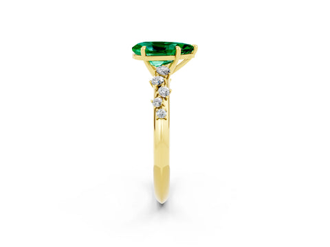 Yellow gold Pear Cut Emerald Cluster Side Stone Solitaire Ring with Prong Setting_26