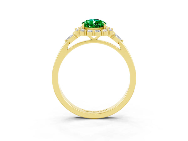 Yellow gold Pear Cut Emerald Halo Ring with Pear Side Stones and Prong Setting