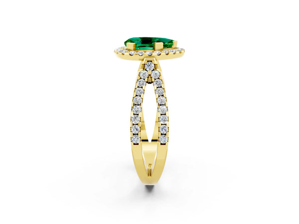 Yellow gold Pear Cut Emerald Halo Ring with Split Shank Pavé Band and Prong Setting