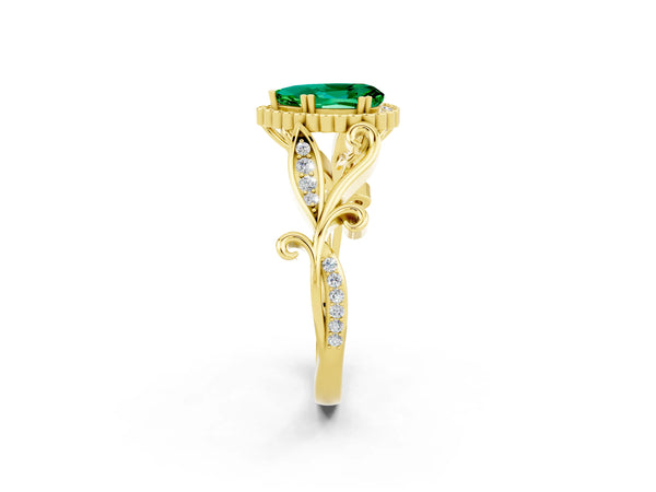 Yellow gold Pear Cut Emerald Halo Ring with Vintage Split Shank and Four-Prong Setting
