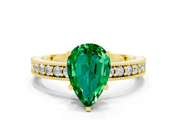 Yellow gold Pear Cut Emerald Milgrain Pavé Engagement Ring with Four-Prong Setting