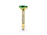 Yellow gold Pear Cut Emerald Milgrain Pavé Engagement Ring with Four-Prong Setting_2