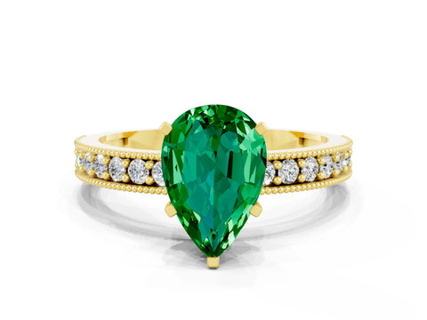 Yellow gold Pear Cut Emerald Milgrain Pavé Engagement Ring with Four-Prong Setting