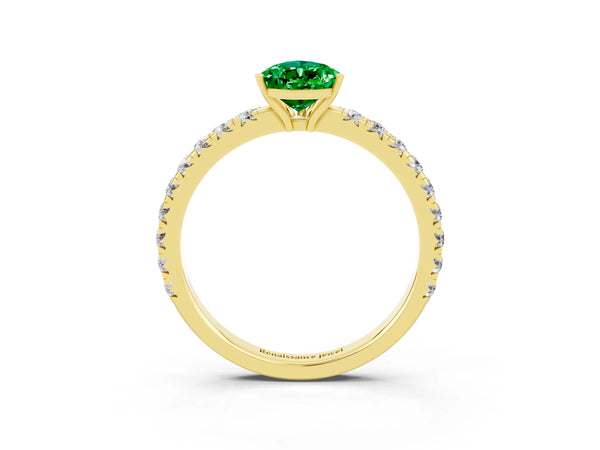 Yellow gold Pear Cut Emerald Pavé Solitaire Engagement Ring with Four-Prong Setting