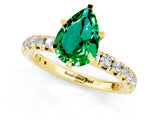 Yellow gold Pear Cut Emerald Pavé Solitaire Ring with Round Band and Prong Setting_13