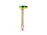 Yellow gold Pear Cut Emerald Pavé Solitaire Ring with Round Band and Prong Setting_38