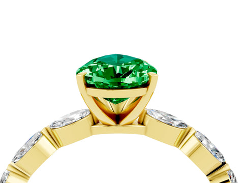 Yellow gold Pear Cut Emerald Ring with Marquise Side Stones and Prong Setting_4