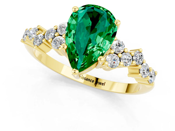 Yellow gold Pear Cut Emerald Scattered Round Accent Ring with Prong Setting