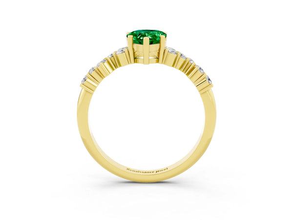 Yellow gold Pear Cut Emerald Scattered Round Accent Ring with Prong Setting