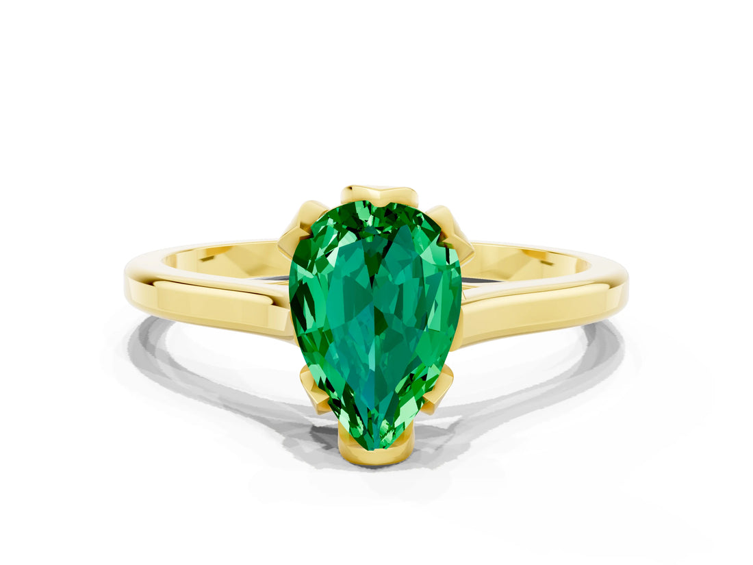 Yellow gold Pear Cut Emerald Solitaire Ring with Flower Prong Setting and Classic Band_12