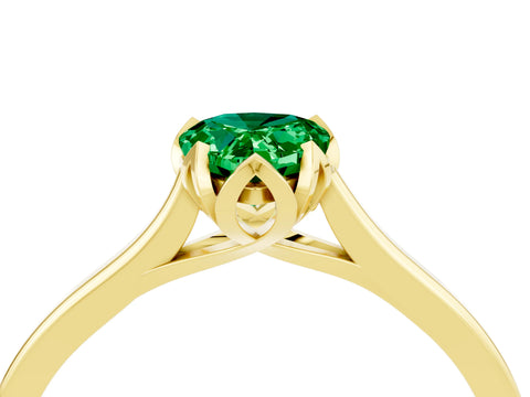 Yellow gold Pear Cut Emerald Solitaire Ring with Flower Prong Setting and Classic Band_16