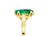 Yellow gold Pear Cut Emerald Solitaire Ring with Flower Prong Setting and Classic Band_17