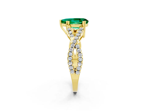 Yellow gold Pear Cut Emerald Solitaire Ring with Four-Prong Setting and Twisted Pavé Band_2