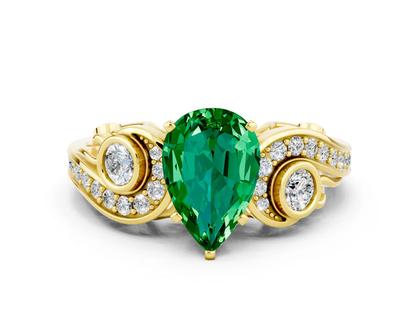 Yellow gold Pear Cut Emerald Solitaire Ring with Milgrain Pavé Band and Four-Prong Setting