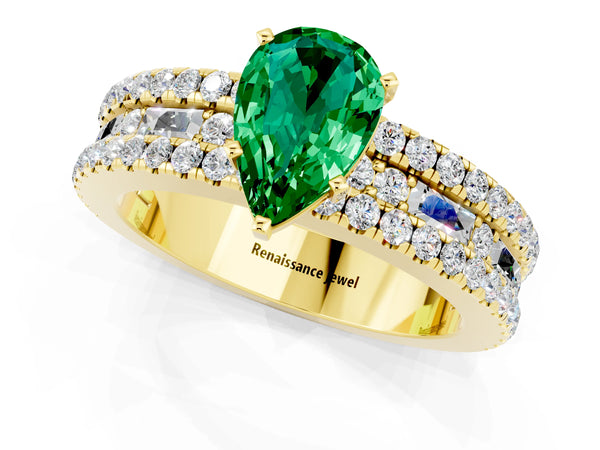 Yellow gold Pear Cut Emerald Solitaire Ring with Pavé and Channel Set Band