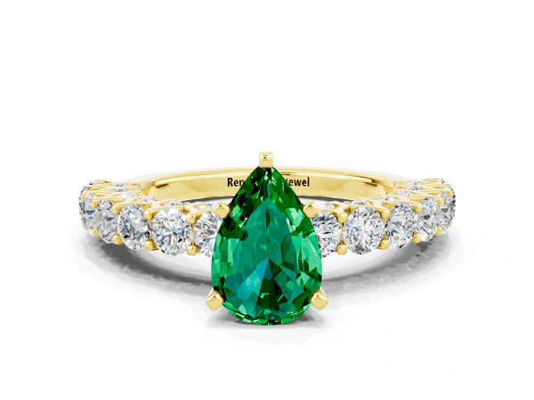 Yellow gold Pear Cut Emerald Solitaire Ring with Shared Prong Pavé Band and Four-Prong Setting