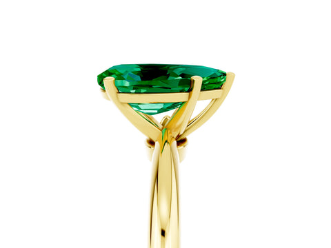 Yellow gold Pear Cut Emerald Solitaire Ring with Six-Prong Setting and Classic Band_5