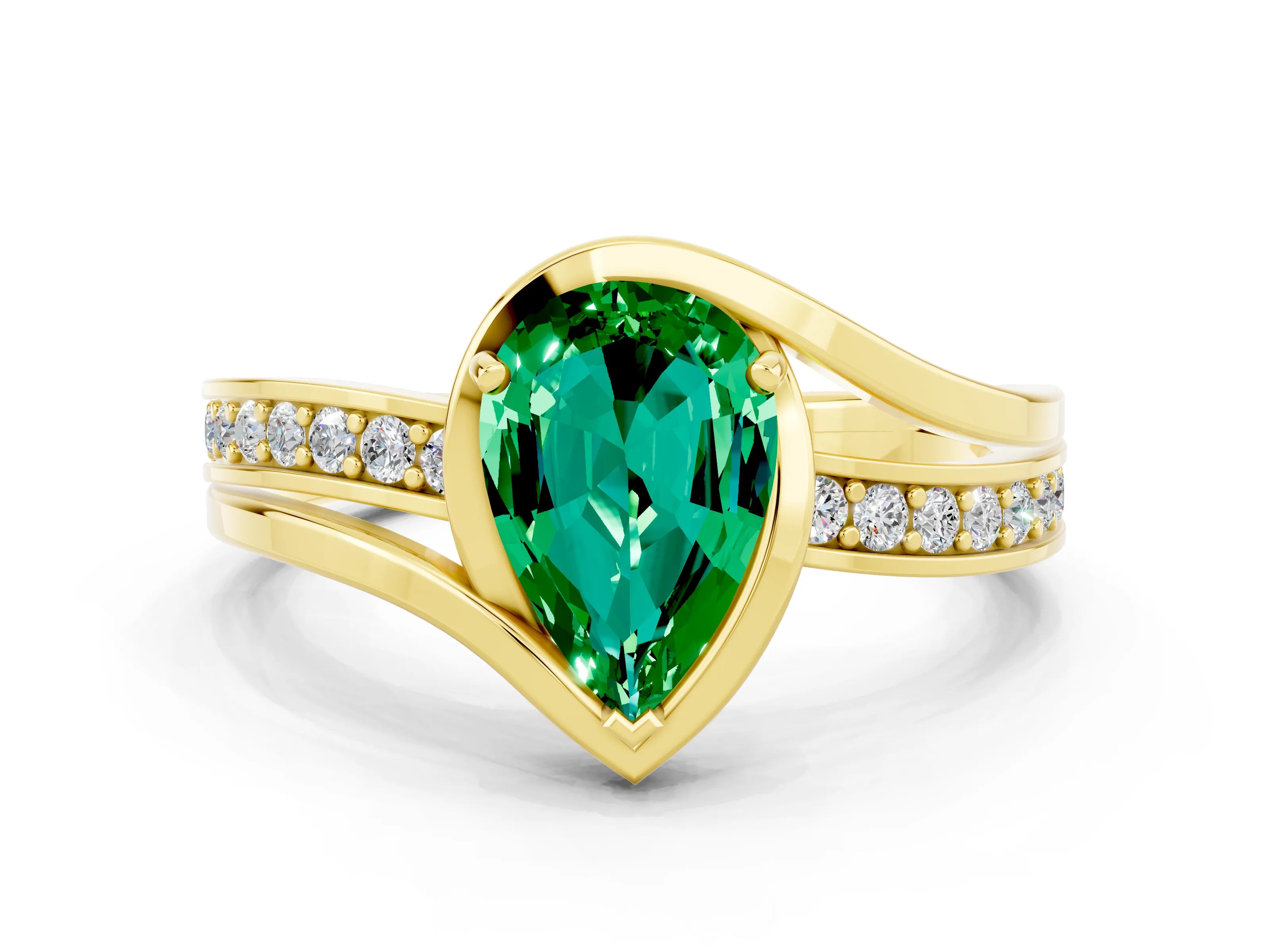 Yellow gold Pear Cut Emerald Solitaire Ring with Split Shank and Prong Setting