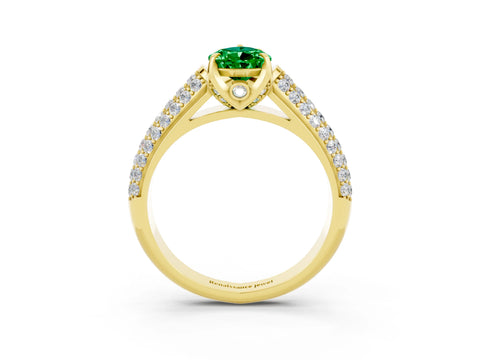 Yellow gold Pear Cut Emerald Solitaire Ring with Three-Row Pavé Band and Four-Prong Setting_15