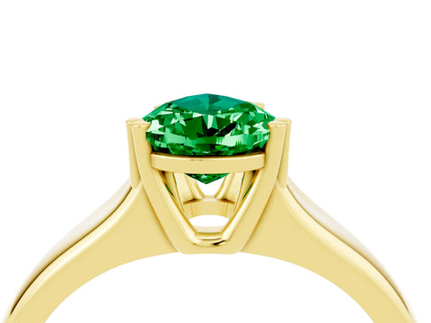 Yellow gold Pear Cut Emerald Solitaire Ring with Wide Band and Prong Setting_4