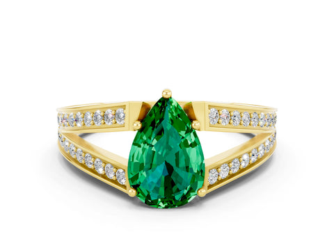 Yellow gold Pear Cut Emerald Split Shank Ring with Pavé Band and Four-Prong Setting