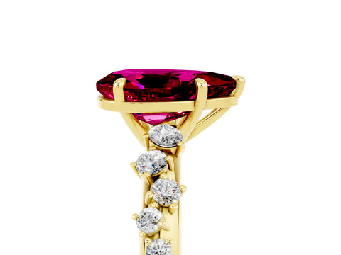 Yellow gold Pear Cut Garnet Cluster Side Stone Solitaire Ring with Prong Setting_29