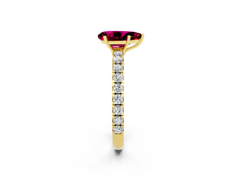 Yellow gold Pear Cut Garnet Pavé Solitaire Engagement Ring with Four-Prong Setting_14