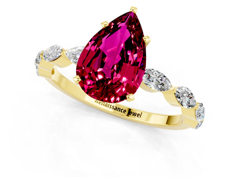 Yellow gold Pear Cut Garnet Ring with Marquise Side Stones and Prong Setting_1