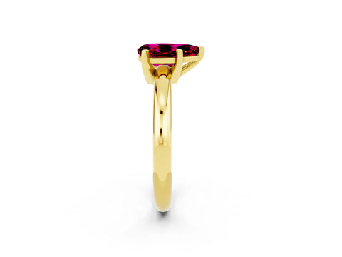 Yellow gold Pear Cut Garnet Solitaire Engagement Ring with Round Band and Four-Prong Setting_2