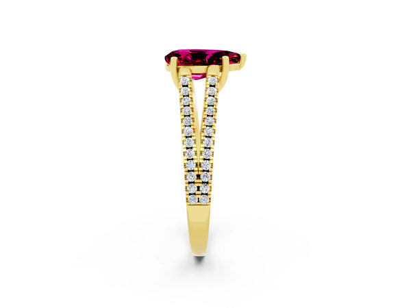 Yellow gold Pear Cut Garnet Solitaire Engagement Ring with Split Shank Pavé Band
