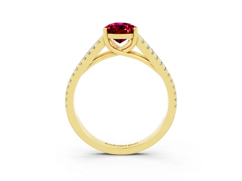 Yellow gold Pear Cut Garnet Solitaire Engagement Ring with Split Shank Pavé Band_3