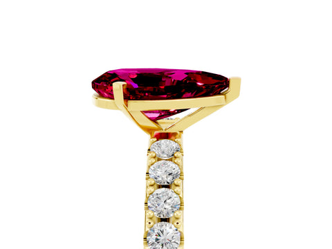 Yellow gold Pear Cut Garnet Solitaire Pavé Band with Four-Prong Setting_5