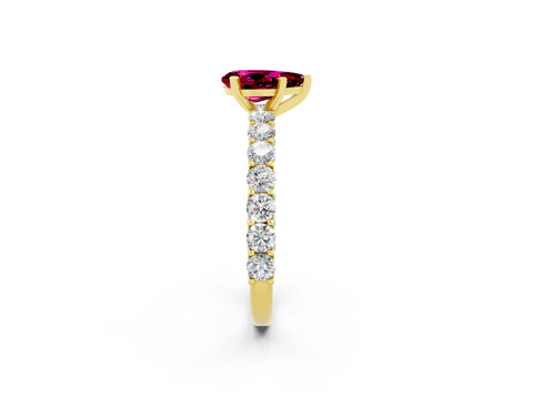 Yellow gold Pear Cut Garnet Solitaire Ring with Shared Prong Pavé Band and Four-Prong Setting_2