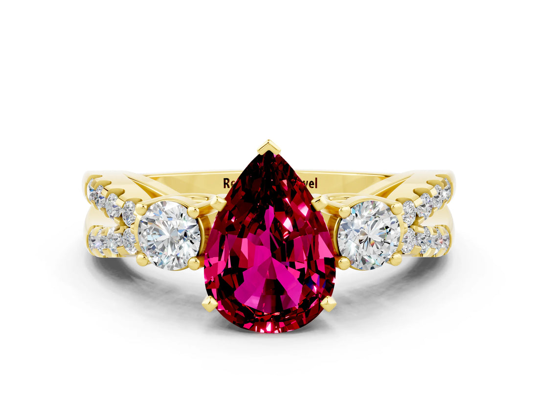 Yellow gold Pear Cut Garnet Three-Stone Ring with Pavé Split Shank and Four-Prong Setting_12