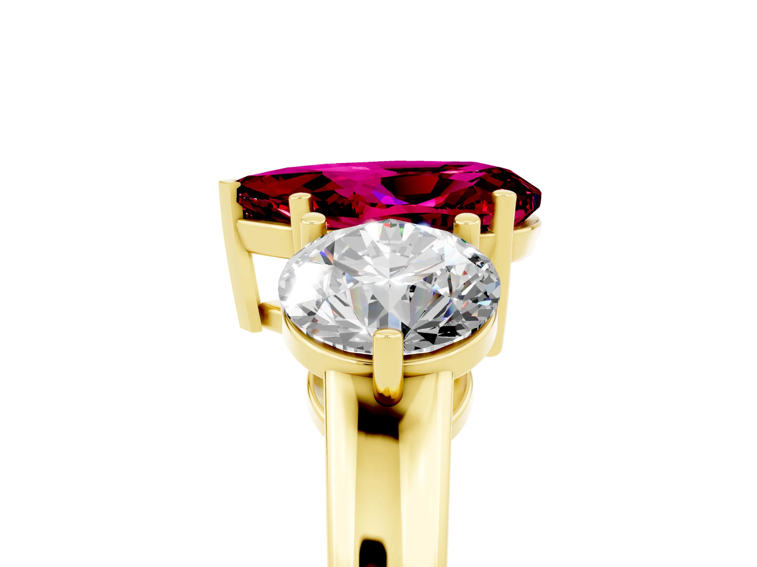 Yellow gold Pear Cut Garnet Three-Stone Ring with Prong Setting and Classic Band_5