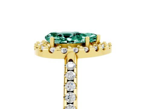 Yellow gold Pear Cut Green Sapphire Pavé Halo Ring with Four-Prong Setting_17