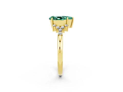 Yellow gold Pear Cut Green Sapphire Ring with Side Stones and Four-Prong Setting_38