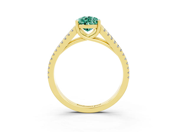 Yellow gold Pear Cut Green Sapphire Solitaire Engagement Ring with Split Shank Pavé Band