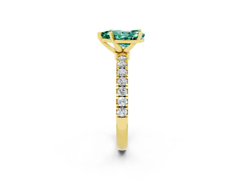 Yellow gold Pear Cut Green Sapphire Solitaire Ring with Pavé Accents and Four-Prong Setting_2