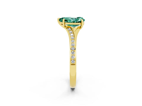 Yellow gold Pear Cut Green Sapphire Solitaire Ring with Pavé Band and Prong Setting_14