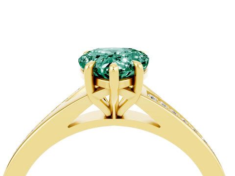 Yellow gold Pear Cut Green Sapphire Solitaire Ring with Pavé Band and Prong Setting_4