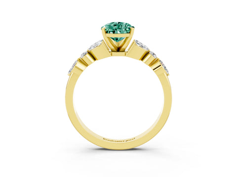 Yellow gold Pear Cut Green Sapphire Solitaire Ring with Side Stones and Four-Prong Setting_15