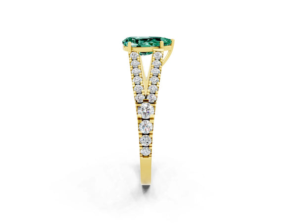 Yellow gold Pear Cut Green Sapphire Split Shank Pavé Engagement Ring with Four-Prong Setting